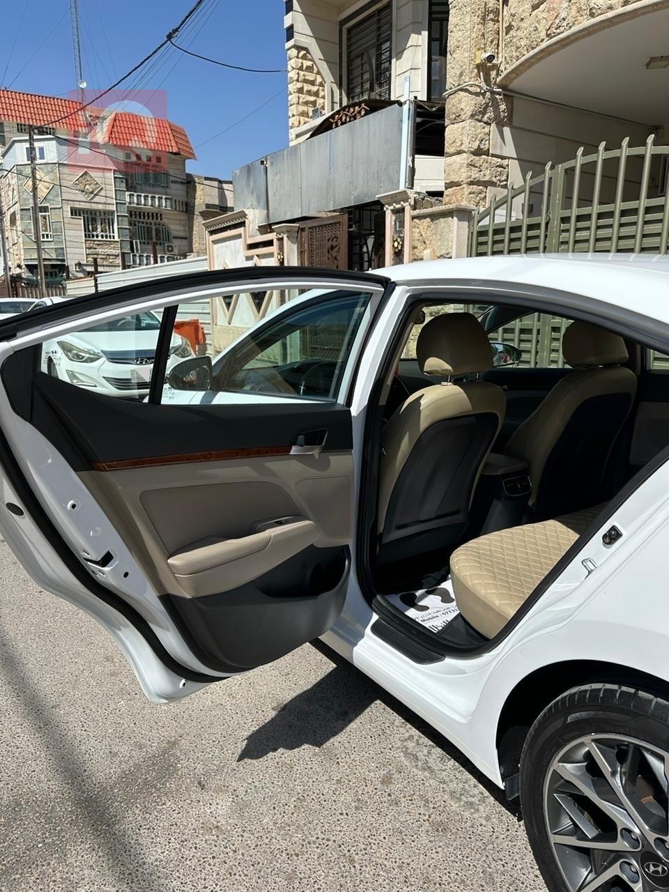 هيونداي النترا